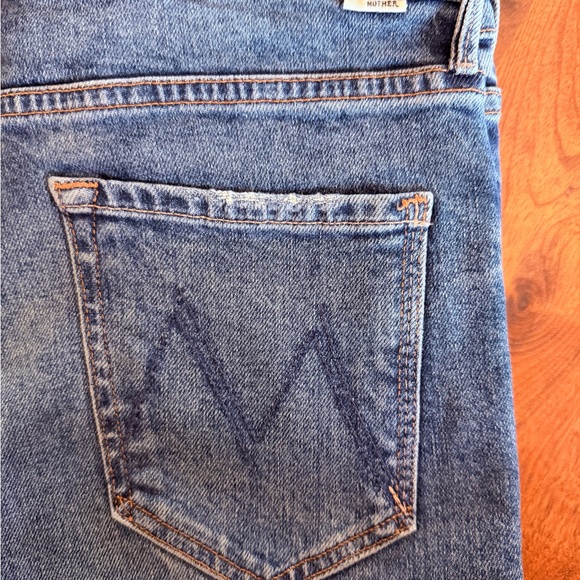 MOTHER Mid-rise Dazzler Ankle Jeans - Picture 2 of 9
